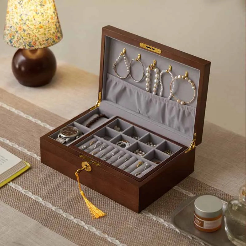 Boîte à Bijoux Sécurisée en Bois à Clé