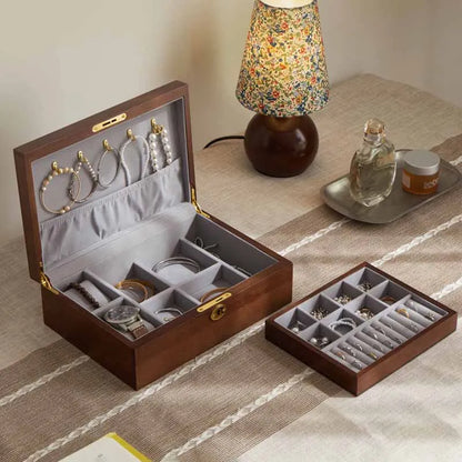 Boîte à Bijoux Sécurisée en Bois à Clé