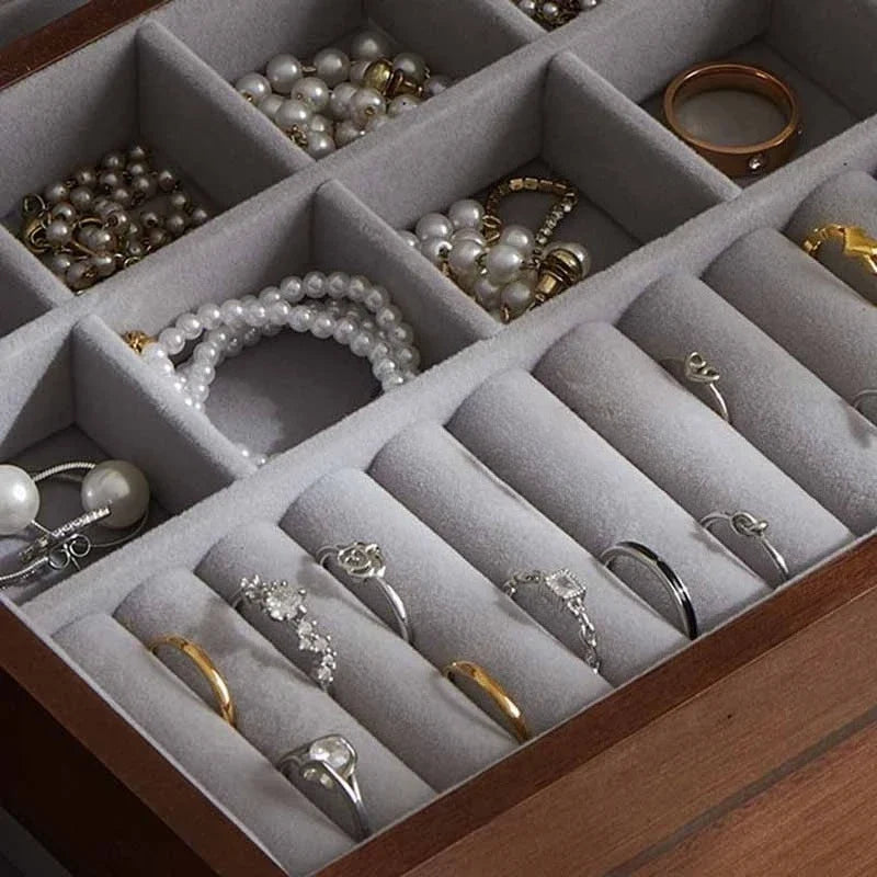 Boîte à Bijoux Sécurisée en Bois à Clé